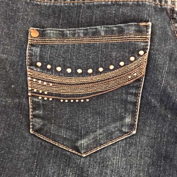 Christopher and Banks 6P jeans - Picture 4 of 5
